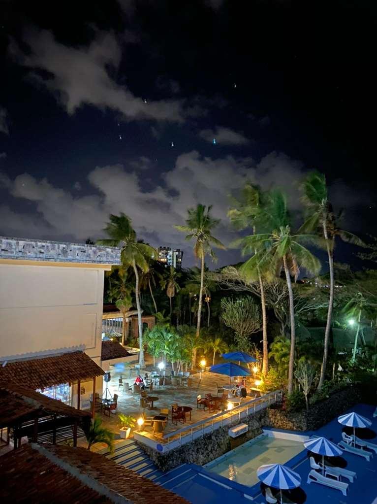 Mombasa Beach Hotel エクステリア 写真
