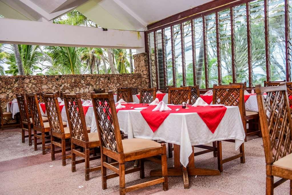 Mombasa Beach Hotel レストラン 写真